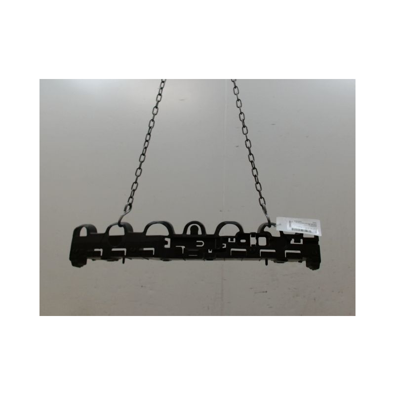 SUPPORT CENTRAL PARE-CHOC ARRIERE  RENAULT CLIO IV Phase 1 2012-...