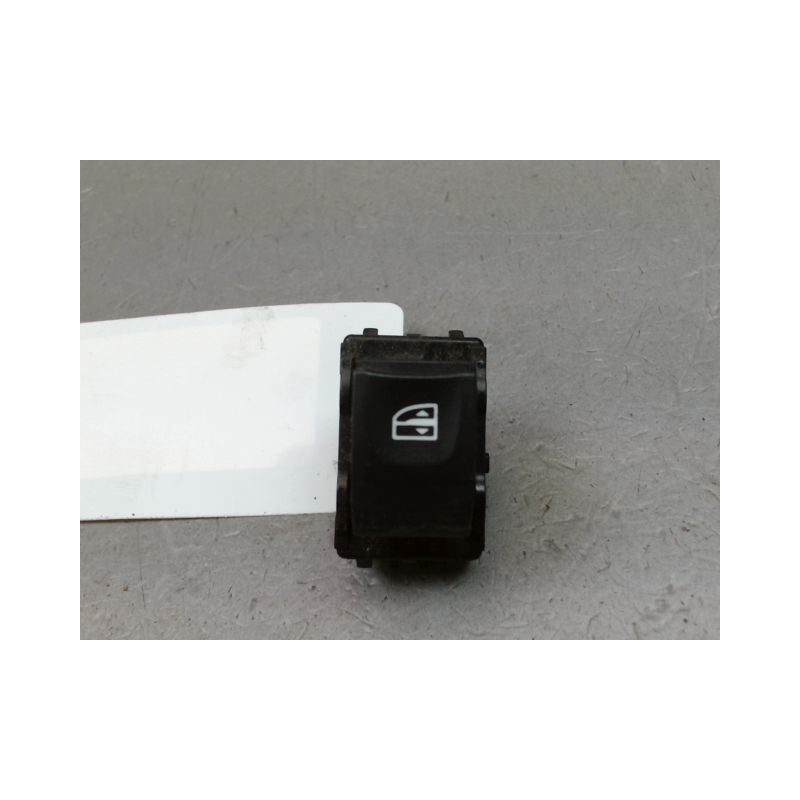 COMMANDE LEVE-GLACE PORTE AVD RENAULT SCENIC MONOSP. III Phase 1 2009-2011