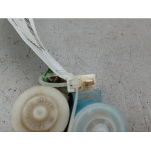POMPE LAVE-GLACE AVANT SUZUKI SWIFT III 2005-2011