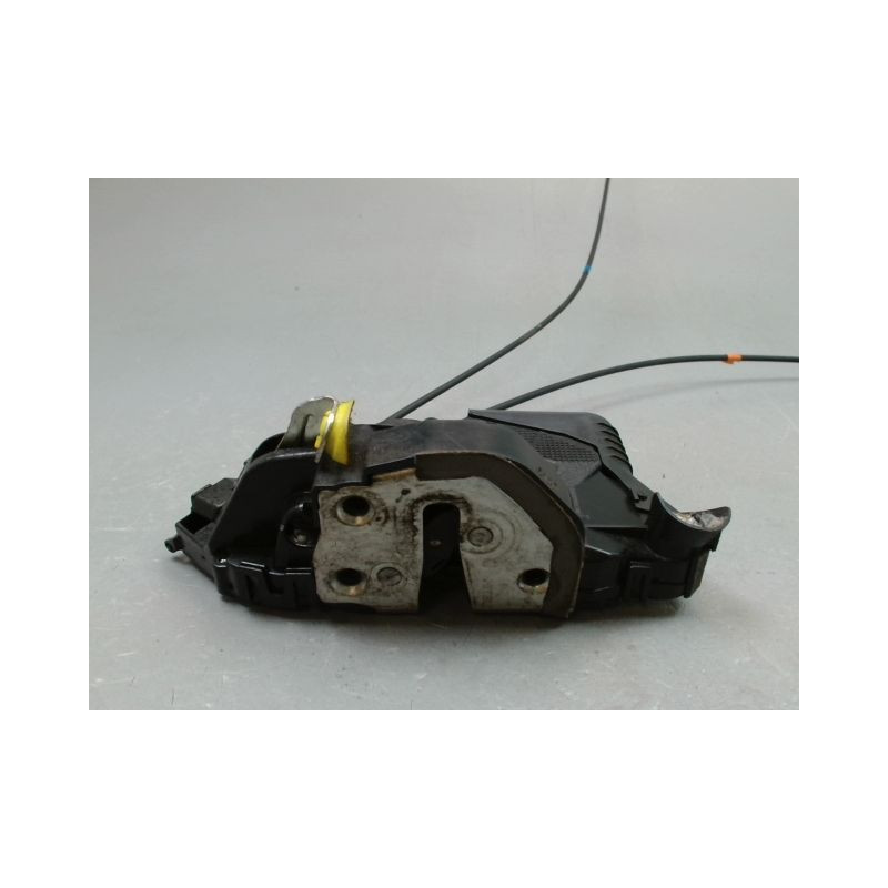 SYSTEME CONDAMNATION AVANT GAUCHE TOYOTA YARIS II Phase 1 2005-2009