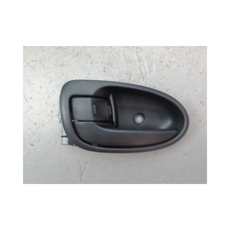 POIGNEE INTERIEURE PORTE AVANT GAUCHE TOYOTA YARIS II Phase 1 2005-2009