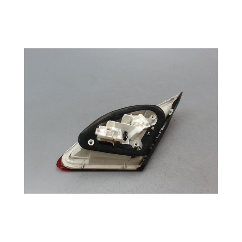 FEU ARRIERE INTERIEUR GAUCHE OPEL ASTRA IV Phase 1 (J) 2010-2012