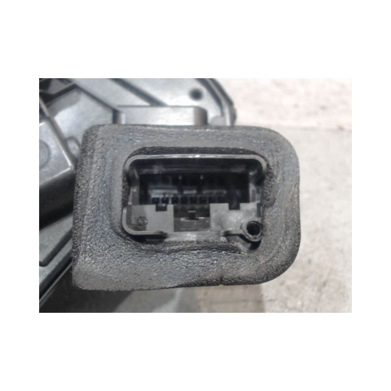 SYSTEME CONDAMNATION ARRIERE GAUCHE SEAT ARONA