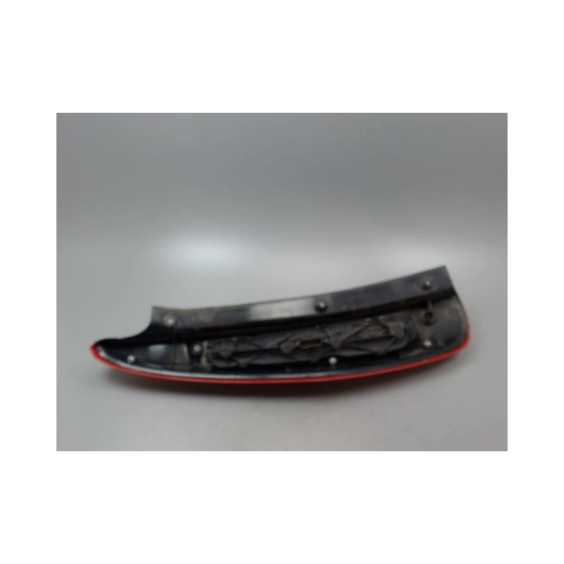 FEU ARRIERE DROIT MITSUBISHI COLT 2004-