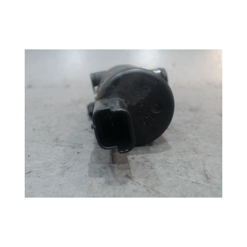 POMPE LAVE-GLACE AVANT RENAULT TRAFIC