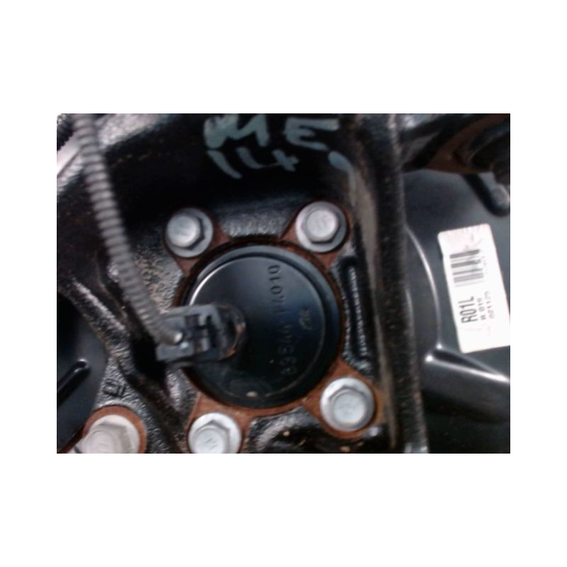 PIVOT ARRIERE GAUCHE TOYOTA COROLLA