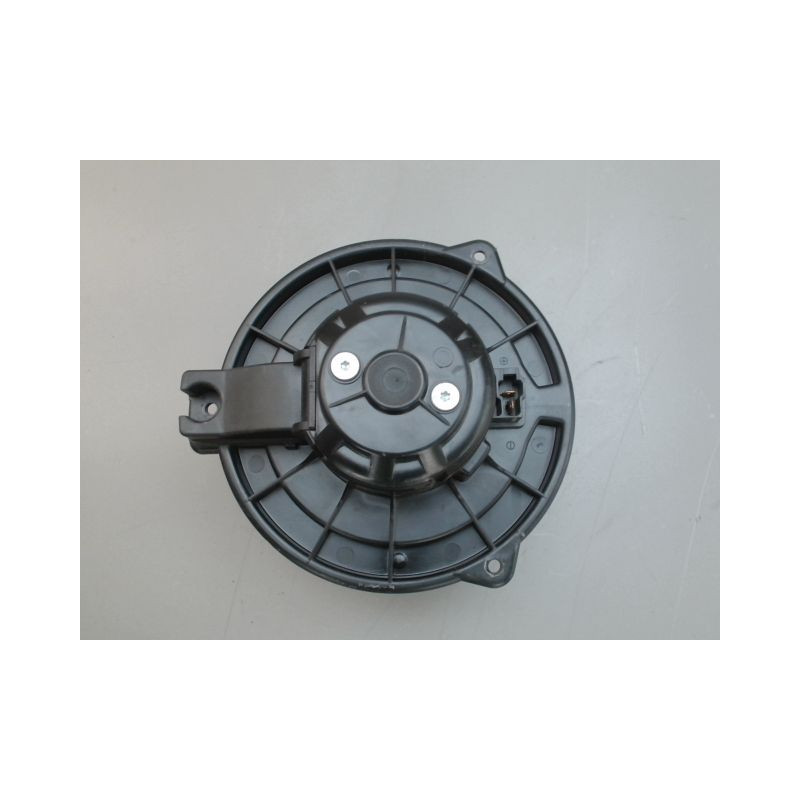 MOTEUR VENTILATEUR CHAUFFAGE TOYOTA COROLLA