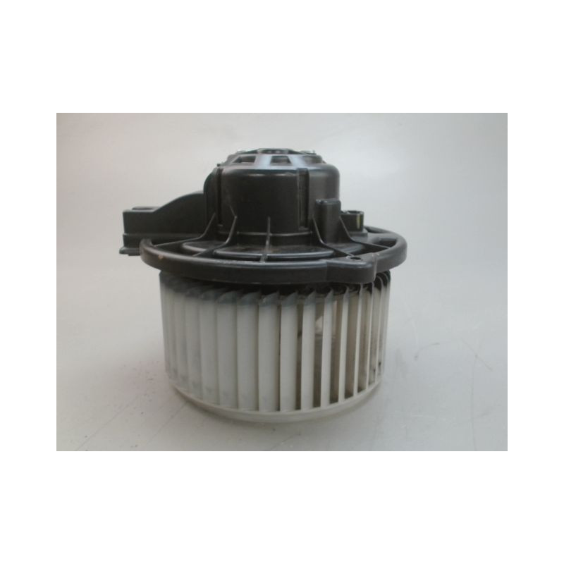 MOTEUR VENTILATEUR CHAUFFAGE TOYOTA COROLLA