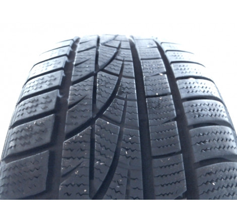 Pneu HANKOOK WINTER ICEPT EVO 205 45 16 87 H