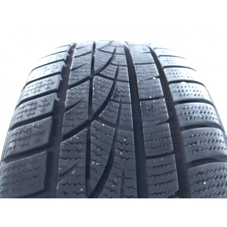 Pneu HANKOOK WINTER ICEPT EVO 205 45 16 87 H