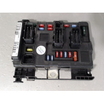 BOITE A FUSIBLES PEUGEOT 206