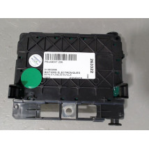 BOITE A FUSIBLES PEUGEOT 206