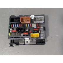 BOITE A FUSIBLES PEUGEOT 3008
