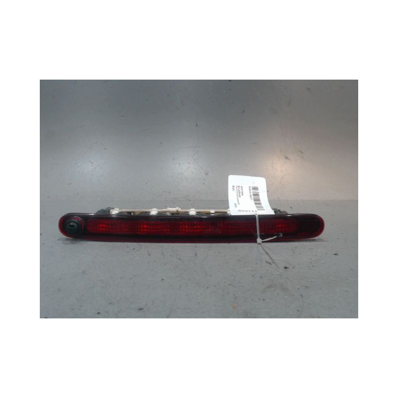 FEUX STOP SUPPLEMENTAIRE SUZUKI SWIFT