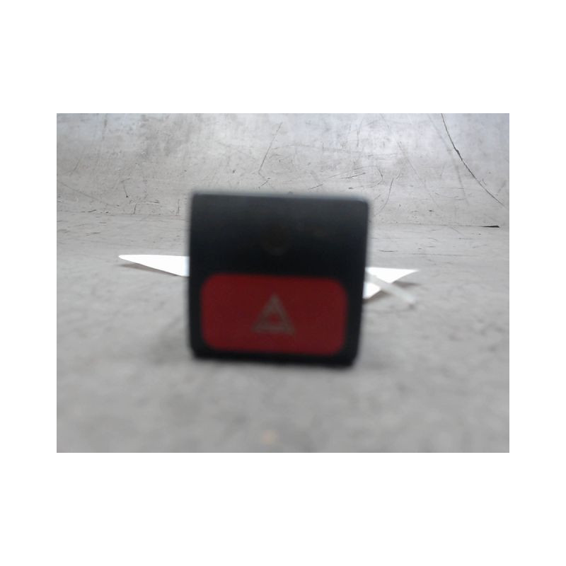 BOUTON DE WARNING CITROEN XANTIA 97-2002