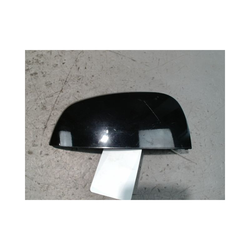 CARENAGE RETROVISEUR EXTERIEUR DROIT OPEL MERIVA