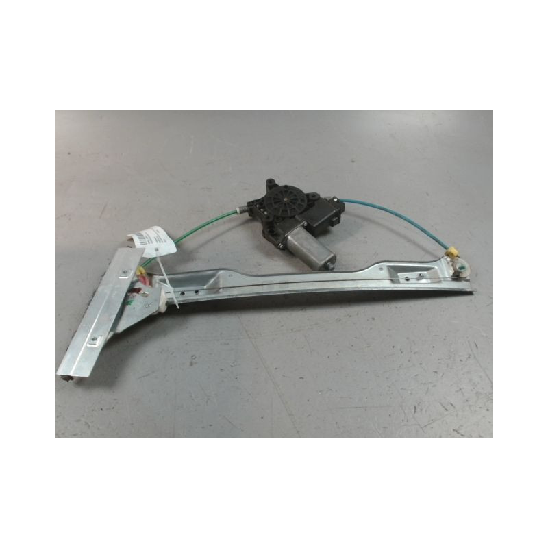 MECANISME+MOTEUR LEVE-GLACE AVANT DROIT OPEL CORSA 06-09