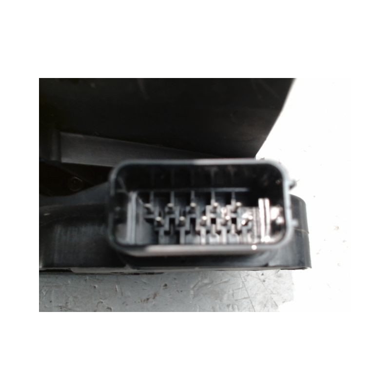 SYSTEME CONDAMNATION AVANT GAUCHE VOLVO C30
