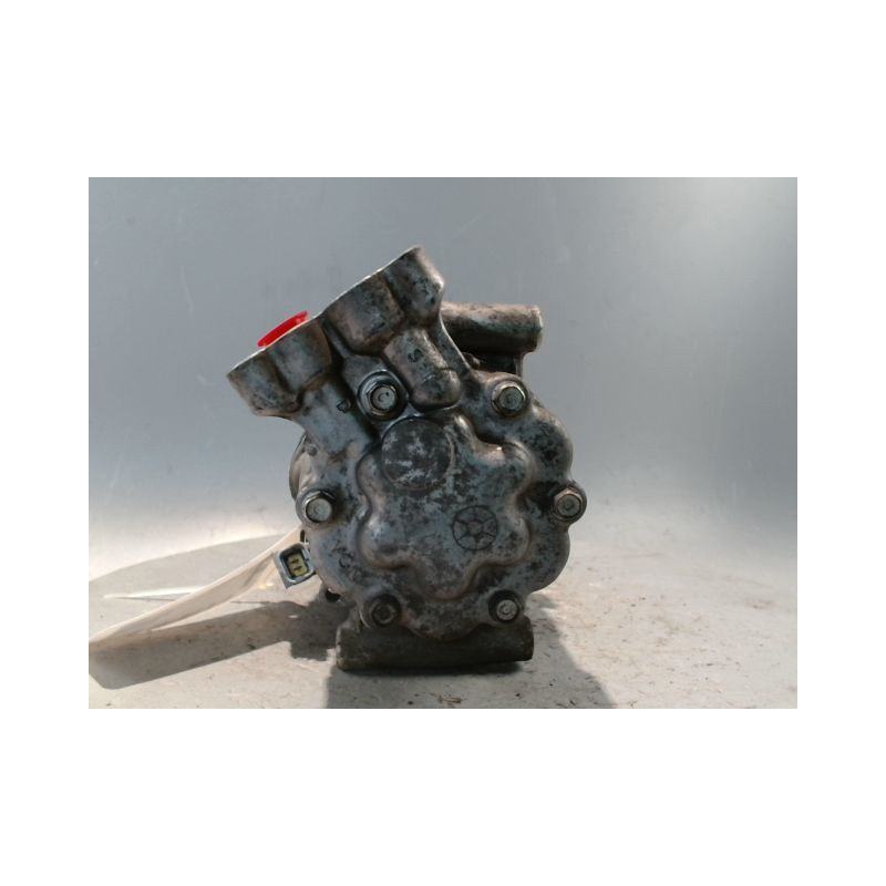 COMPRESSEUR AIR CONDITIONNE RENAULT CLIO