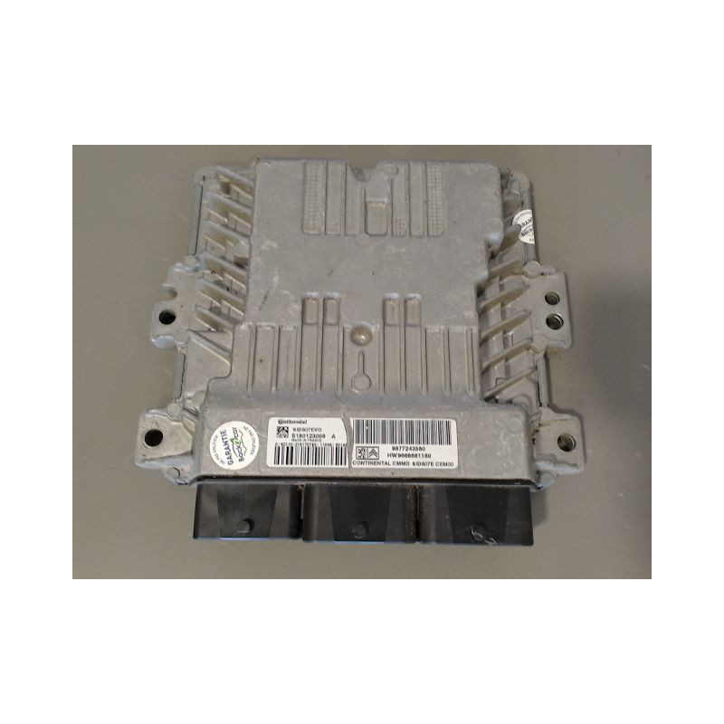 CALCULATEUR MOTEUR PEUGEOT 5008