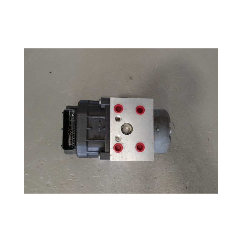 UNITE HYDRAULIQUE ABS TOYOTA YARIS