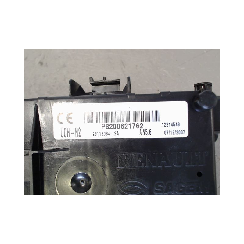 BOITIER GESTION HABITACLE RENAULT CLIO