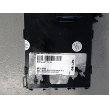 BOITIER GESTION HABITACLE RENAULT CLIO