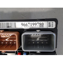 BOITE A FUSIBLES CITROEN C3