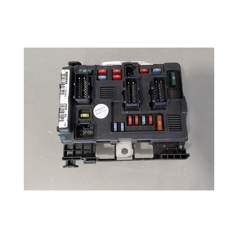 BOITE A FUSIBLES CITROEN C5