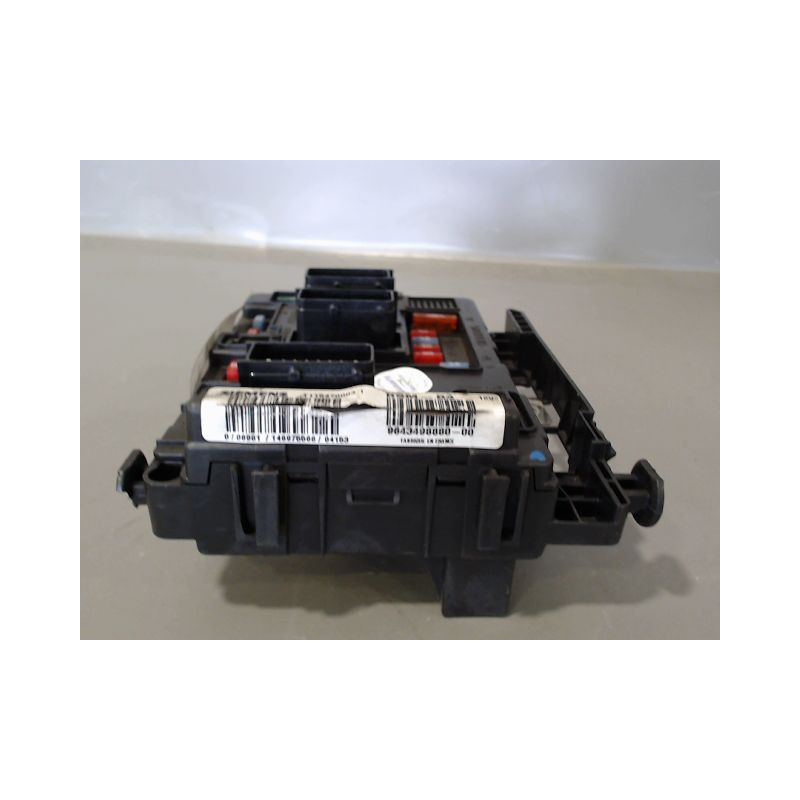 BOITE A FUSIBLES CITROEN C5