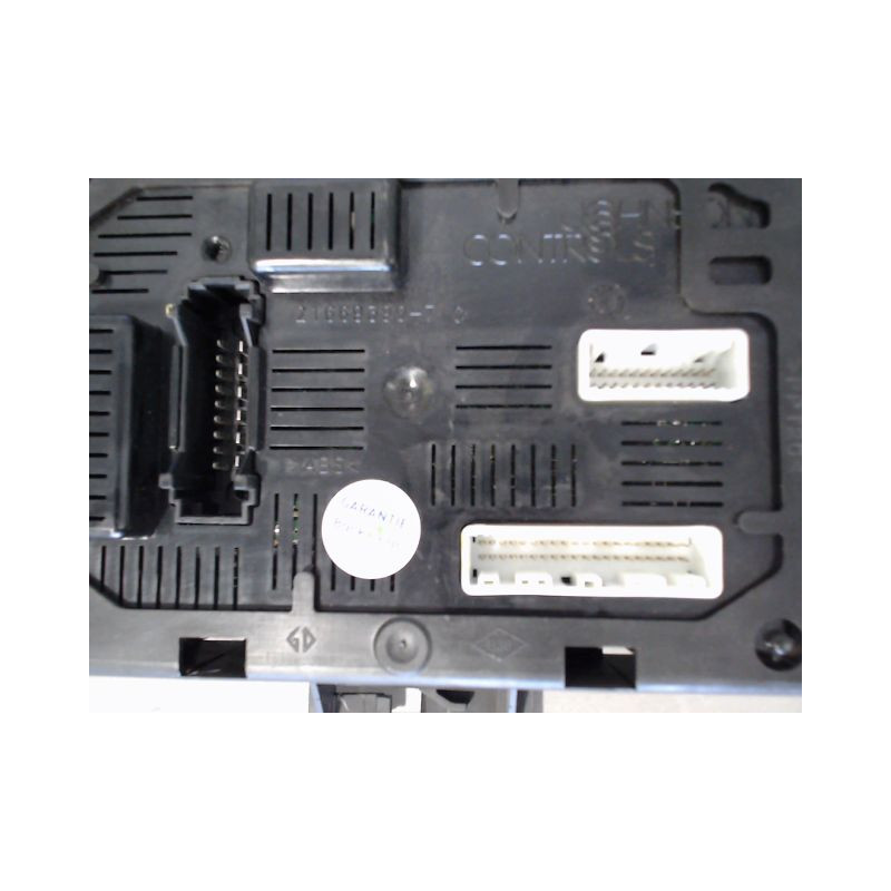 BOITIER GESTION HABITACLE RENAULT MODUS