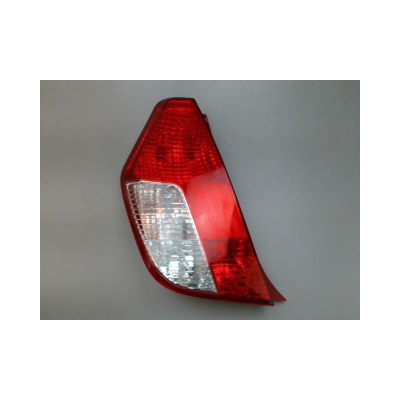 FEU ARRIERE GAUCHE  HYUNDAI I10