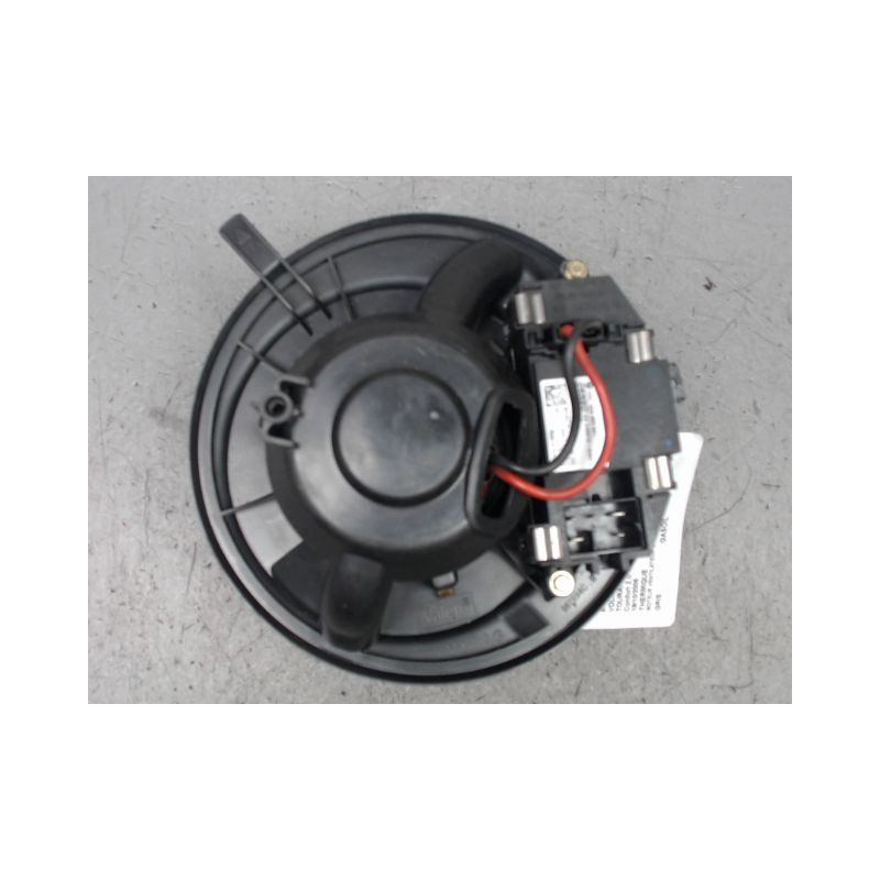 MOTEUR VENTILATEUR CHAUFFAGE VOLKSWAGEN TOURAN