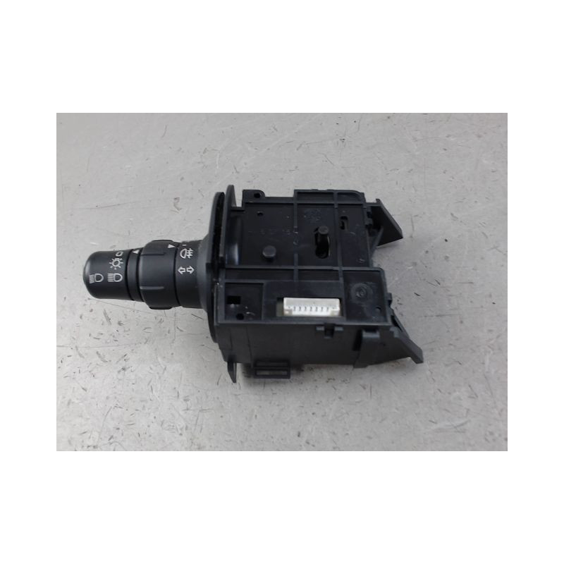 COMMANDE CLIGNOTANT RENAULT MEGANE