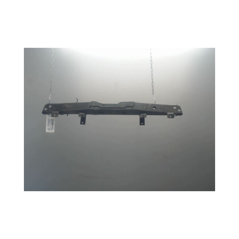 TRAVERSE SUPERIEURE ARMATURE AVANT NISSAN QASHQAI