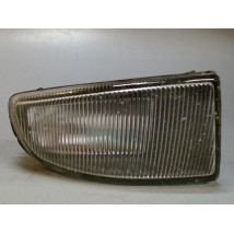 PHARE ANTIBROUILLARD AVANT DROIT TOYOTA AVENSIS -2000