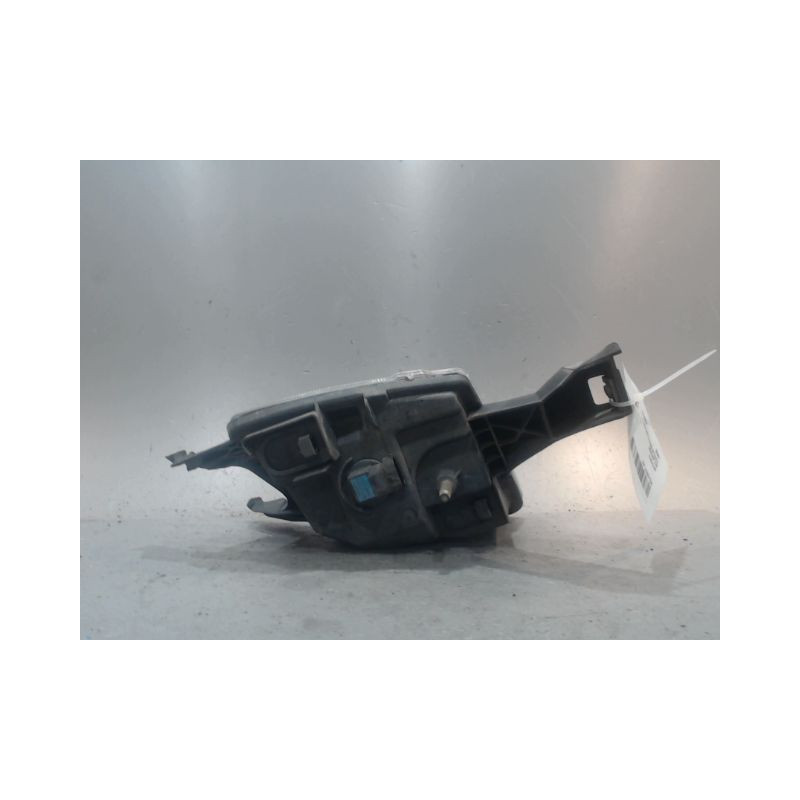 PHARE ANTIBROUILLARD AVANT DROIT PEUGEOT 407