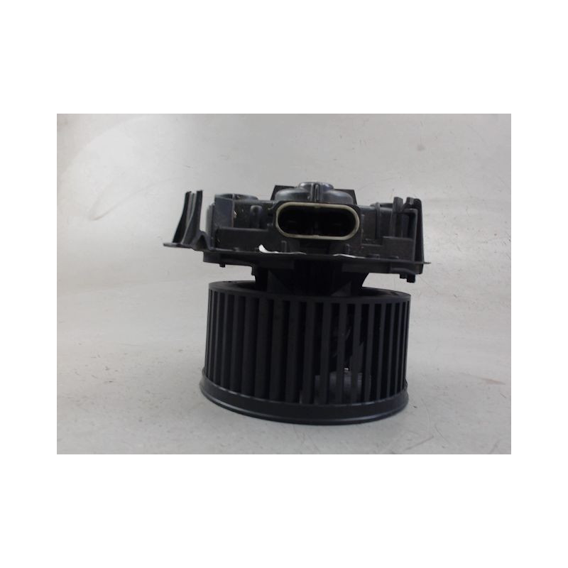 MOTEUR VENTILATEUR CHAUFFAGE RENAULT CLIO