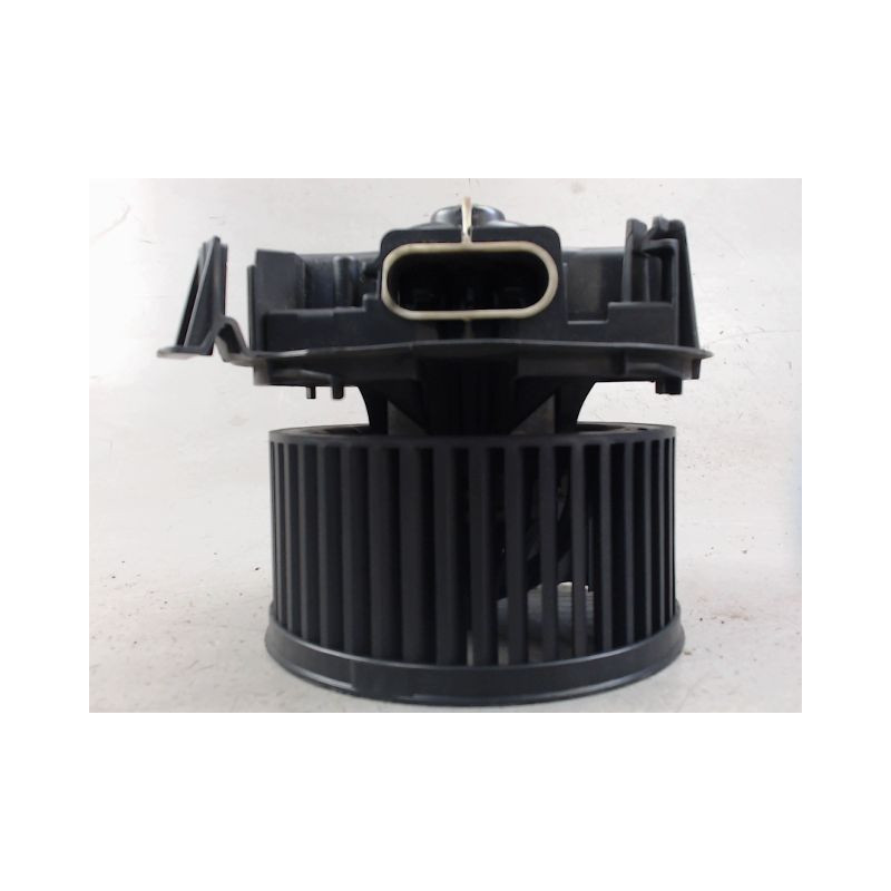 MOTEUR VENTILATEUR CHAUFFAGE RENAULT CLIO