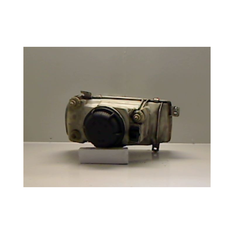PHARE GAUCHE VOLKSWAGEN VENTO