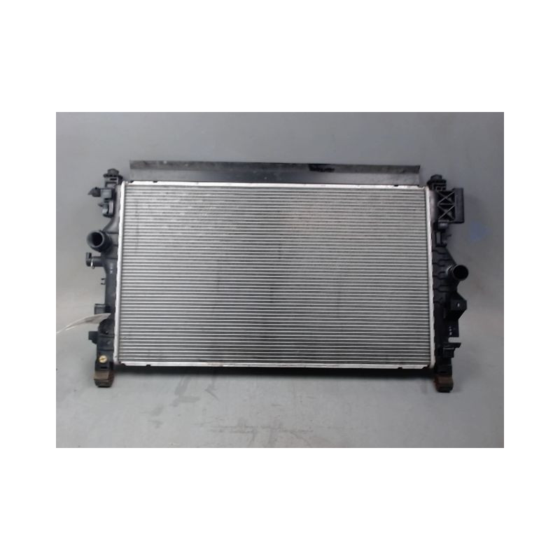 RADIATEUR OPEL ZAFIRA