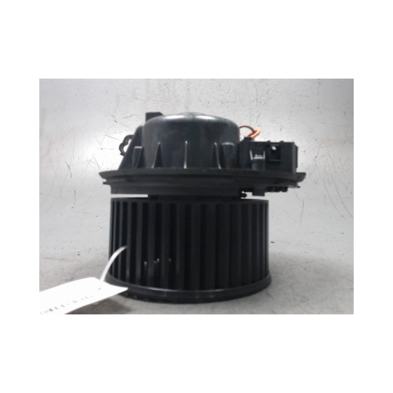 MOTEUR VENTILATEUR CHAUFFAGE VOLKSWAGEN GOLF VI 2008-