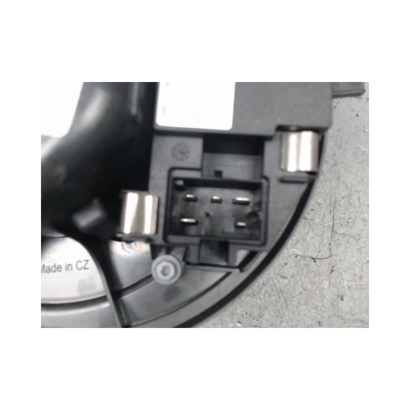 MOTEUR VENTILATEUR CHAUFFAGE VOLKSWAGEN GOLF VI 2008-