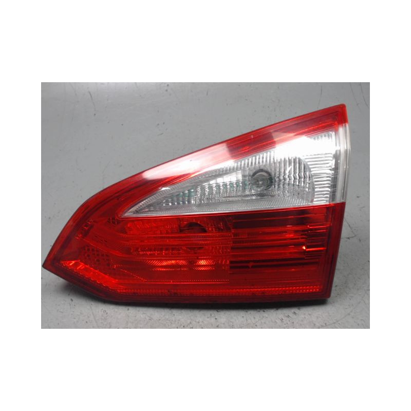FEU ARRIERE INTERIEUR DROIT FORD FOCUS