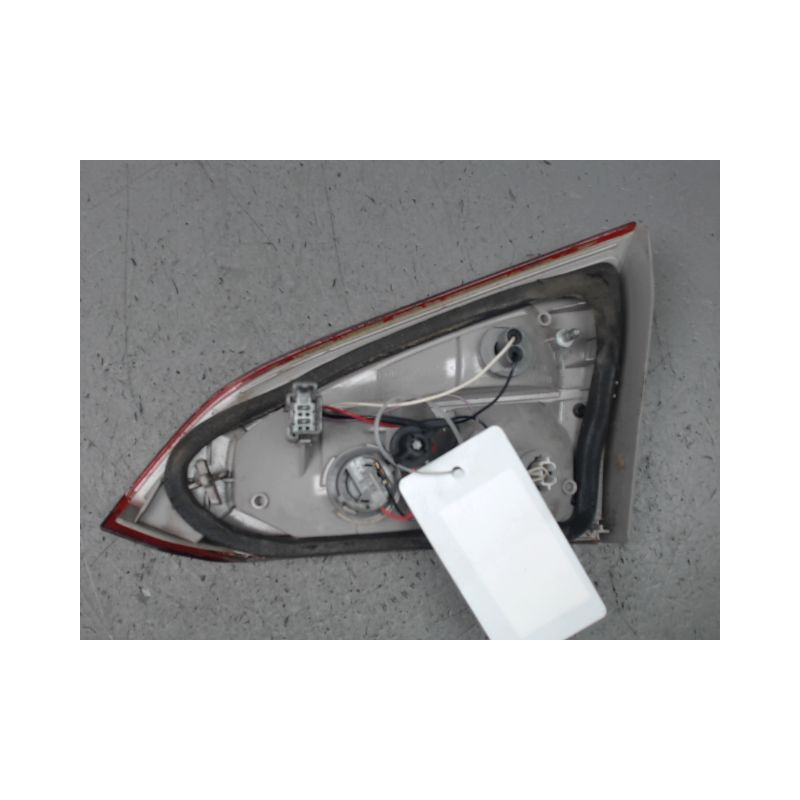 FEU ARRIERE INTERIEUR GAUCHE FORD FOCUS
