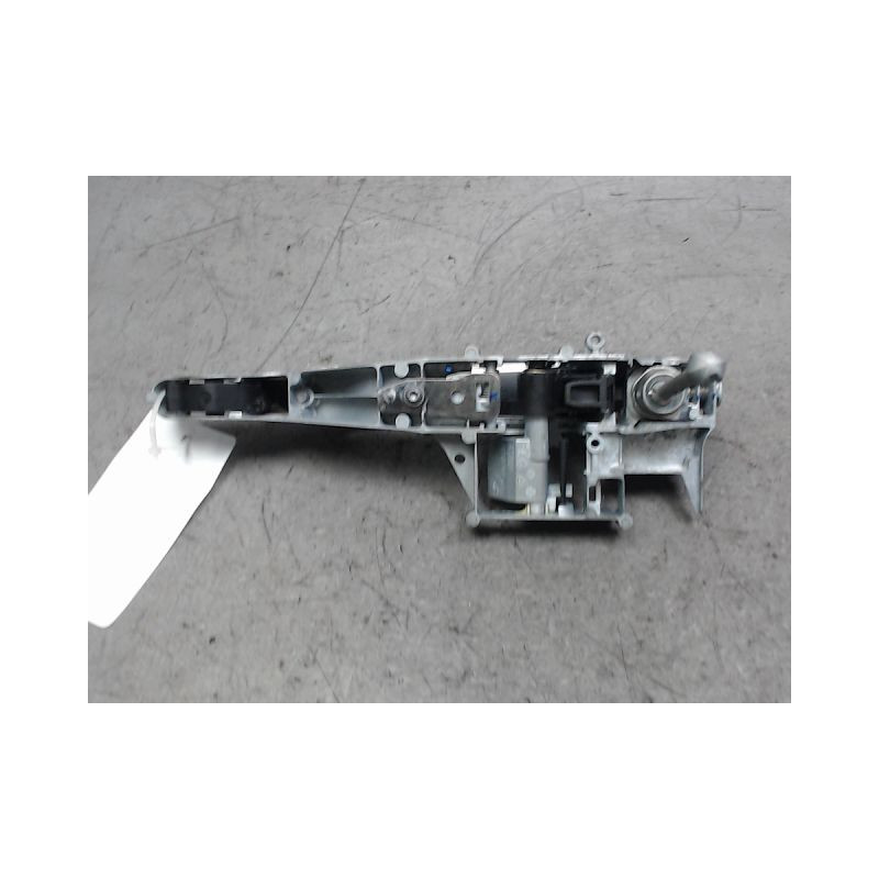 POIGNEE EXTERIEURE PORTE AVANT GAUCHE PEUGEOT 208