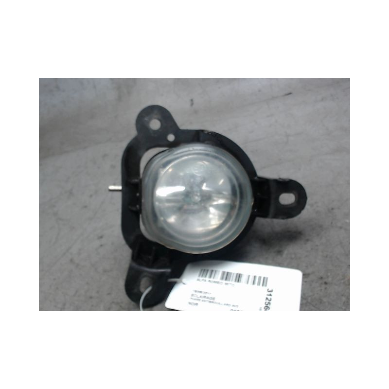 PHARE ANTIBROUILLARD AVANT DROIT ALFA ROMEO MITO