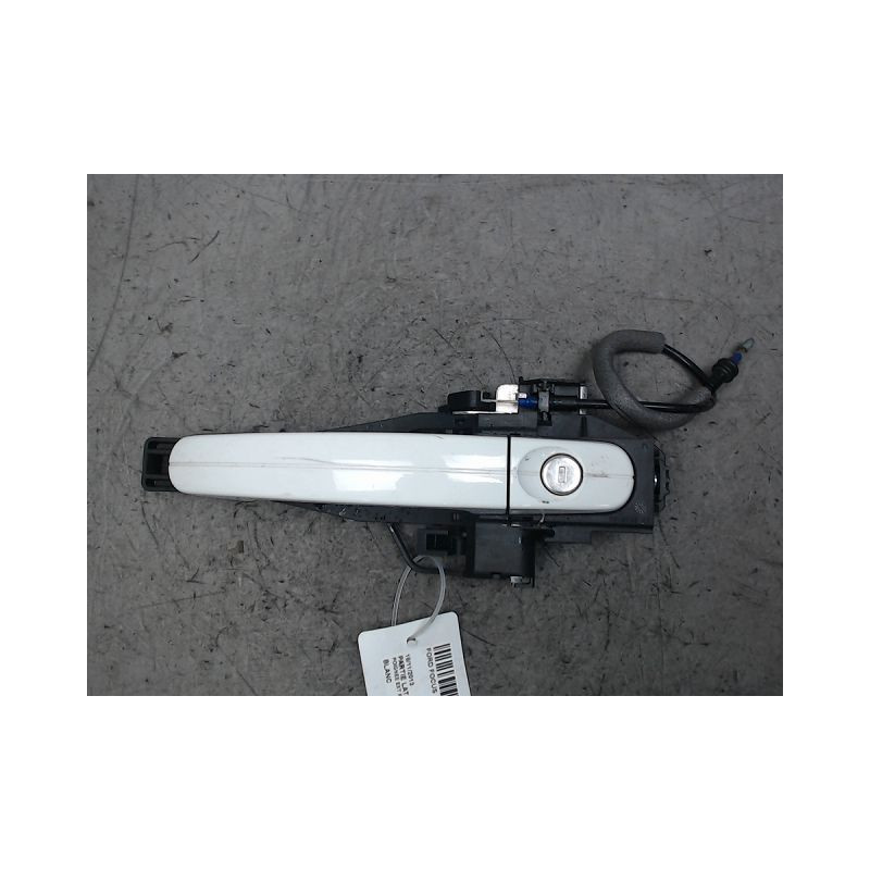 POIGNEE EXTERIEURE PORTE AVANT GAUCHE FORD FOCUS