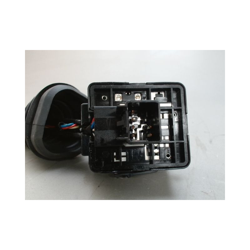 COMMANDE ESSUIE GLACE CHEVROLET CAPTIVA