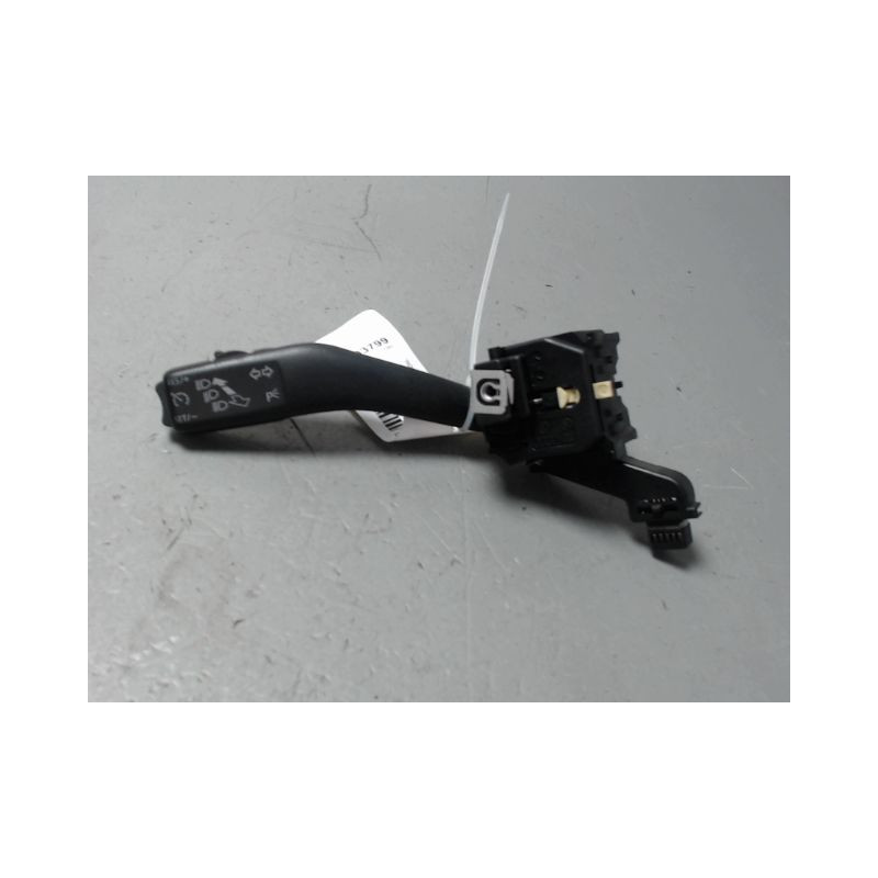 COMMANDE CLIGNOTANT VOLKSWAGEN GOLF V 2003-2009